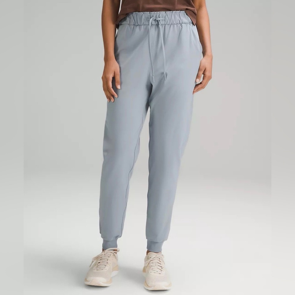 Lululemon Light Blue stretch joggers